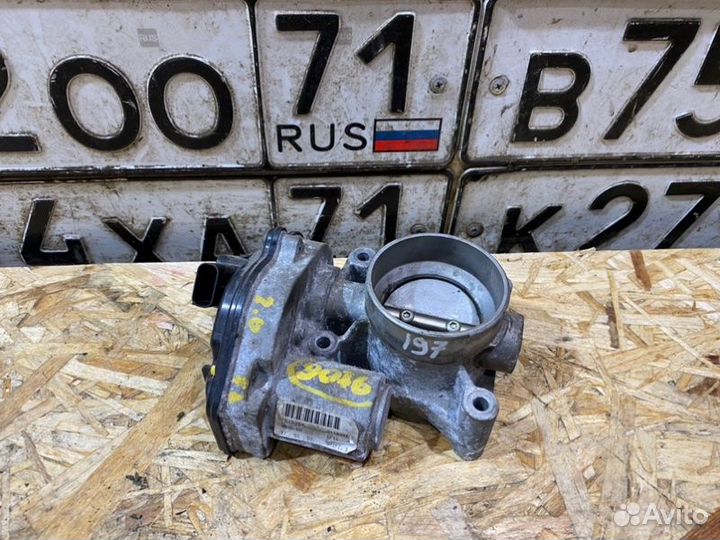 Дроссельная заслонка Ford Focus универсал 1.8 2006