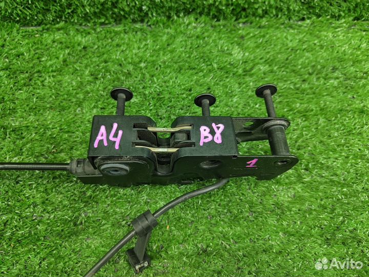 Замок капота 8K0823509A Audi A4 B8 8K