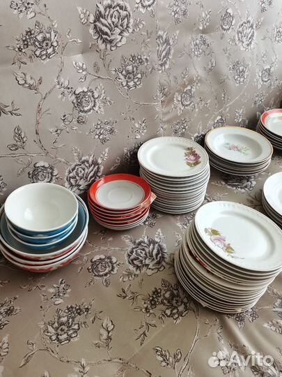 Тарелки и стаканы СССР