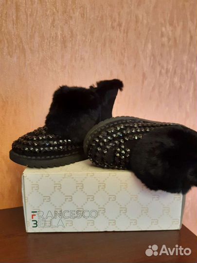 Угги с камнями