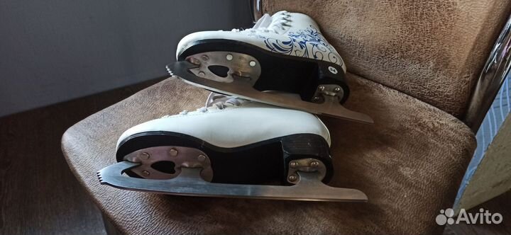 Коньки фигурные 34 размер