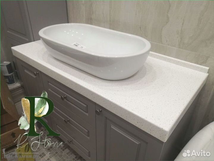 Столешница из искусственного камня