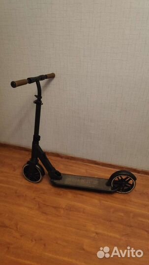 Самокат Shulz 200 Pro