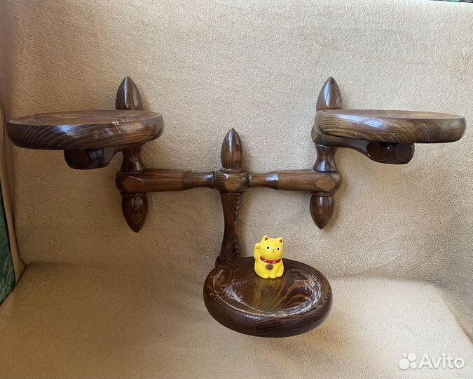 Подставка для цветов настенная дерево