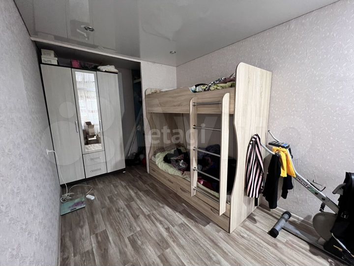 2-к. квартира, 30,3 м², 1/5 эт.