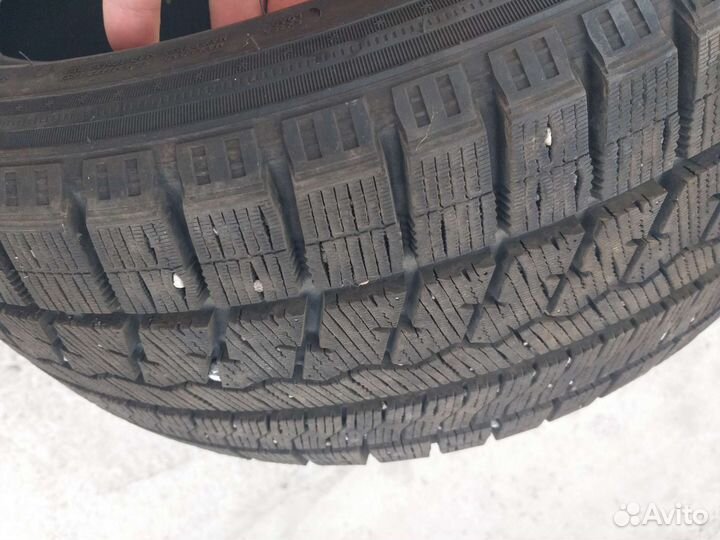 IST Standart 225/45 R17