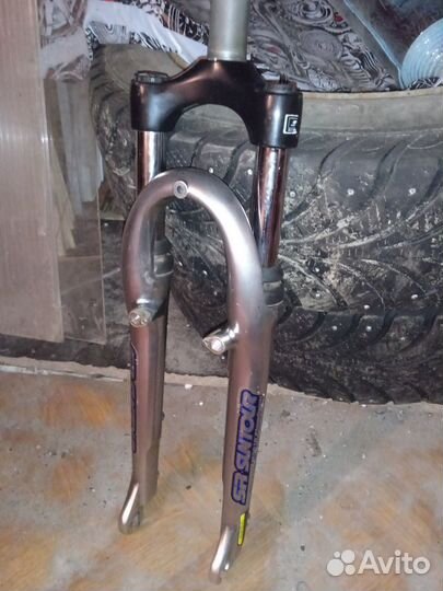 Вилка suntour 26