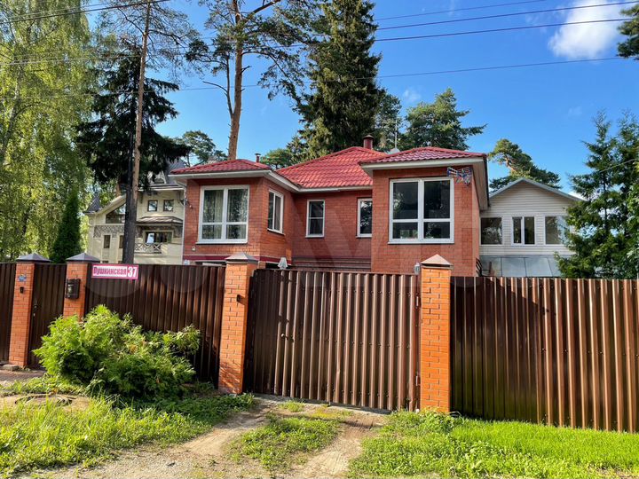 Дом 60 м² на участке 1 сот.