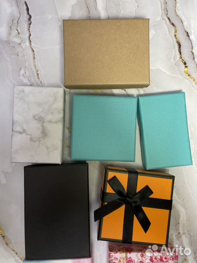 Коробки для ювелирных украшений