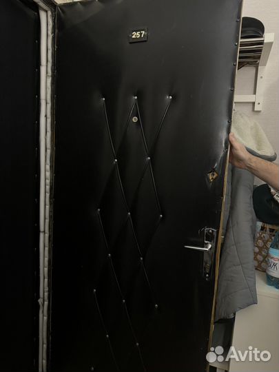 Входная дверь