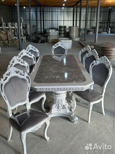 В наличии стол.Оплата при получении