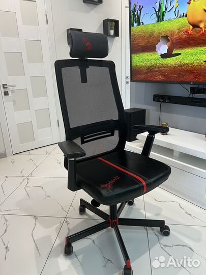 Компьютерное кресло