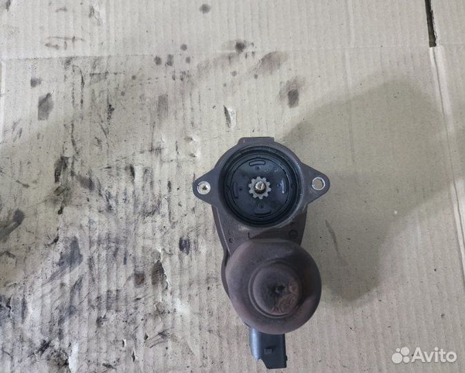 Моторчик стояночного тормоза Audi A5 I 8T cdnc