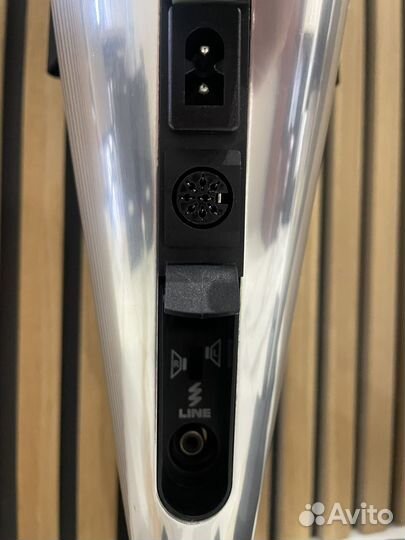 Напольная ас Bang & Olufsen BeoLab 8000