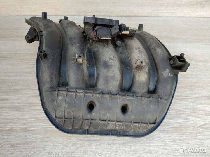 Коллектор впускной Peugeot 406 407 Citroen c5