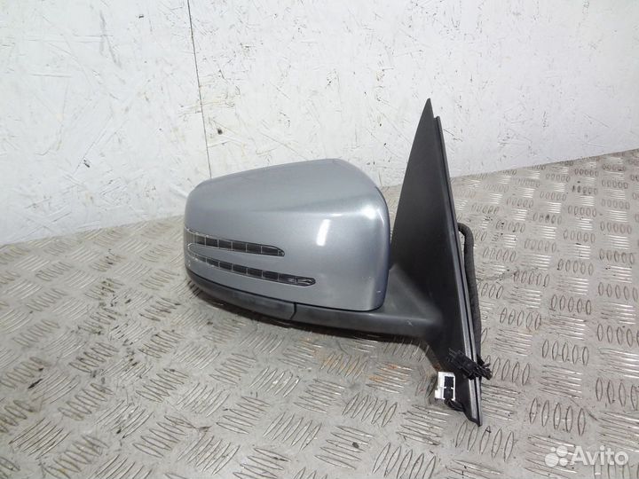 Зеркало правое в сборе Мерседес w204