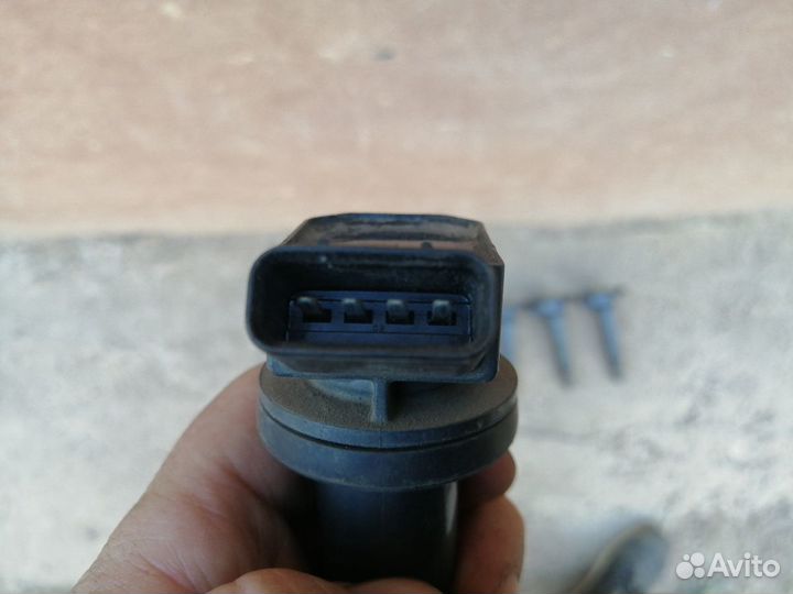 Катушка зажигания Toyota Avensis T250, 2.4,2az-fse