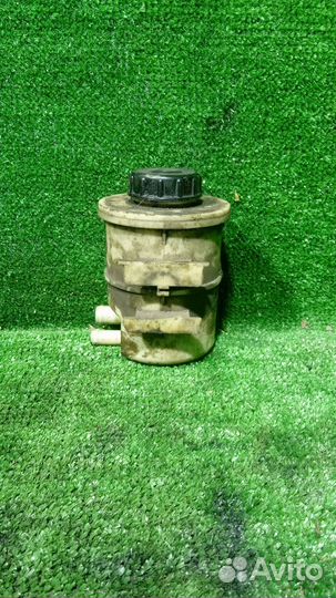 Бачок гур Renault Logan