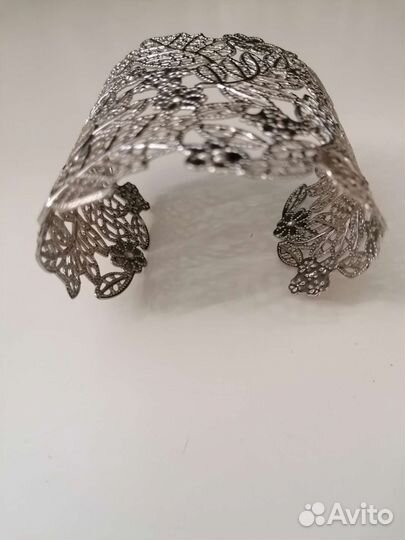 Браслет на руку женский