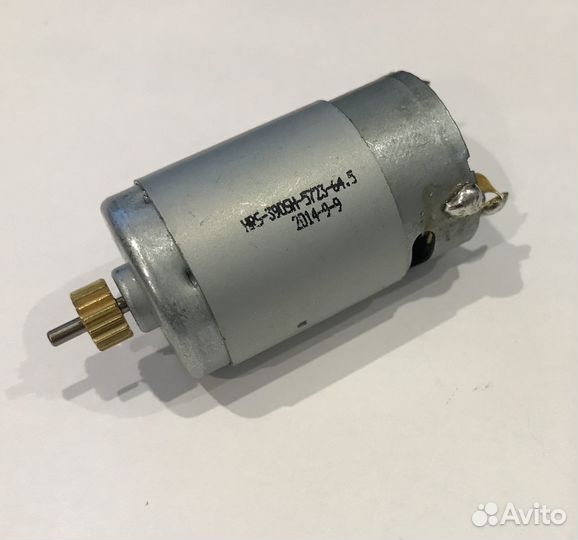 Мотор коллекторный для катера