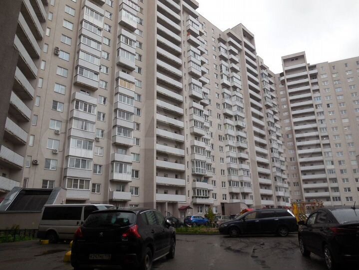 3-к. квартира, 87,7 м², 1/17 эт.