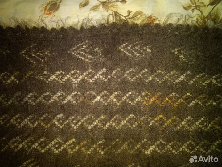 Оренбургский пуховый платок шаль