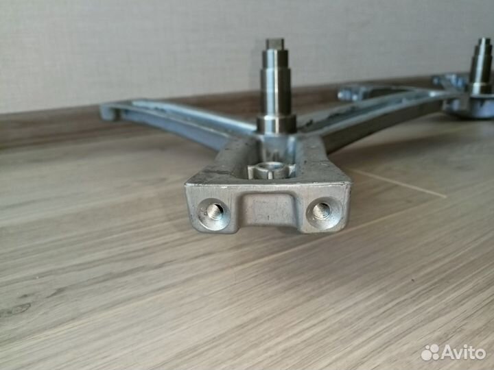 Крестовина стиральной машины haier 0020100452