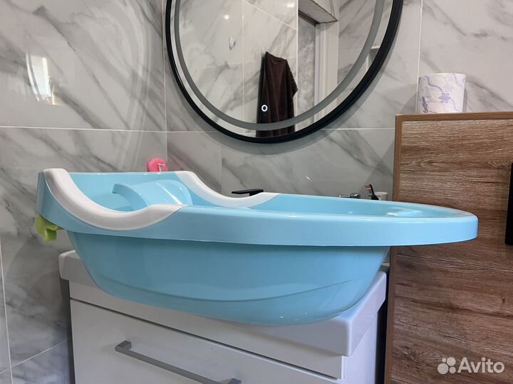 Детская ванночка для купания с горкой