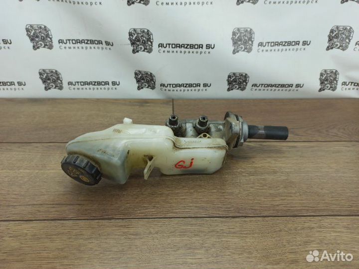 Главный тормозной цилиндр Mazda 6 Gj седан PY 2.5