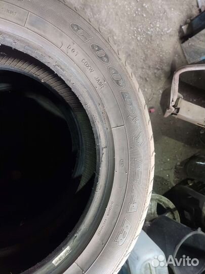 Goodyear EfficientGrip 205/60 R16