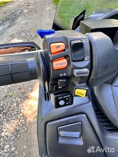 Suzuki Burgman (SkyWave) 650, 2011