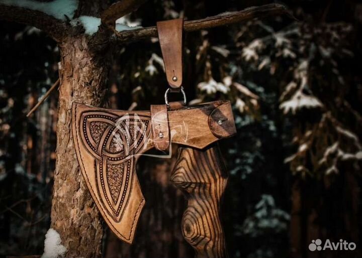Кованый топор ручной работы Гномий Дорн