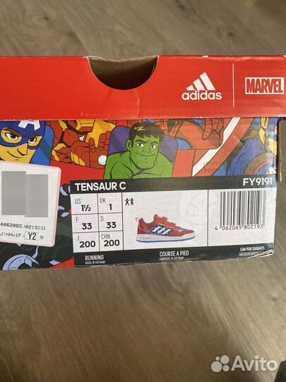 Кроссовки adidas marvel р33-34