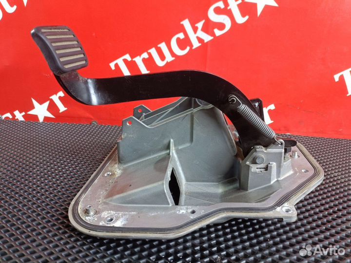 Блок педалей тормоза Daf XF106