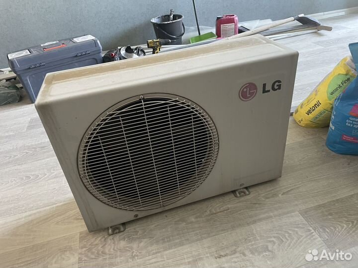 Внешний блок кондиционера lg