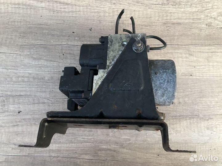 Блок ABS Nissan Terrano 2 R20 1993-2004