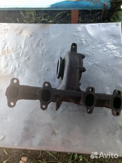 Выпускной коллектор на volkswagen транспортёр Т5 д