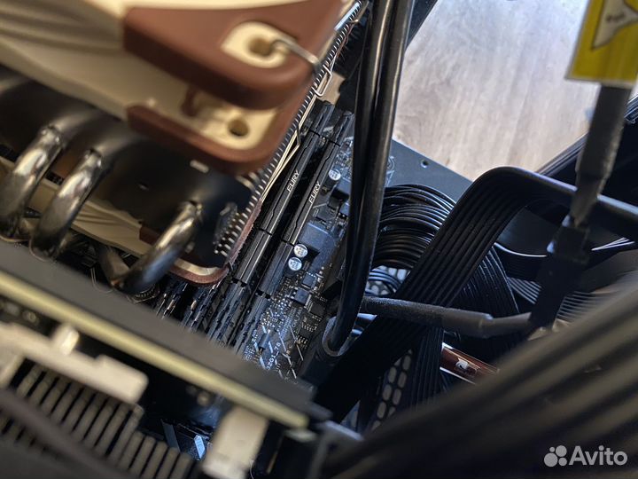 Kingston fury Beast Black KF432C16BB/8 8 гб