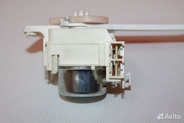 Электродвигатель омывателя порошкоприемника Bosch