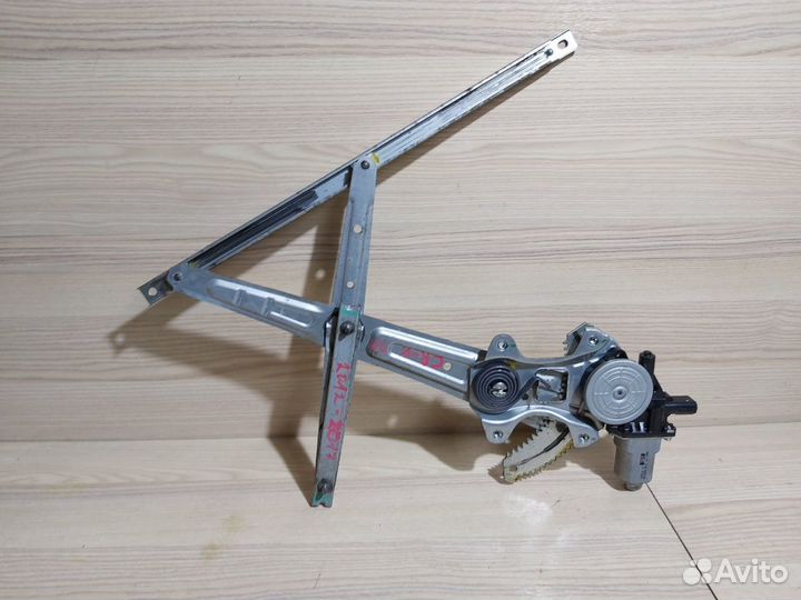 Стеклоподъемник передний правый Honda CR-V 4