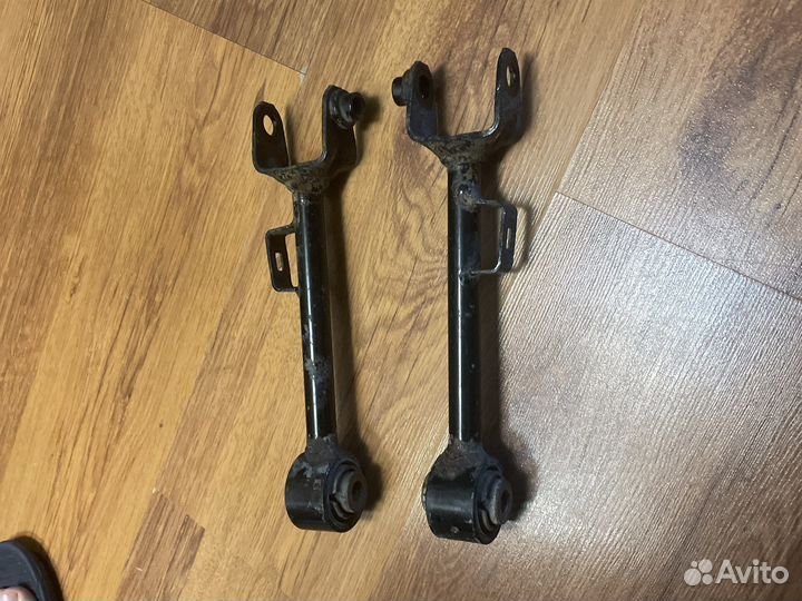 Задний верхний рычаг honda CR-V 3