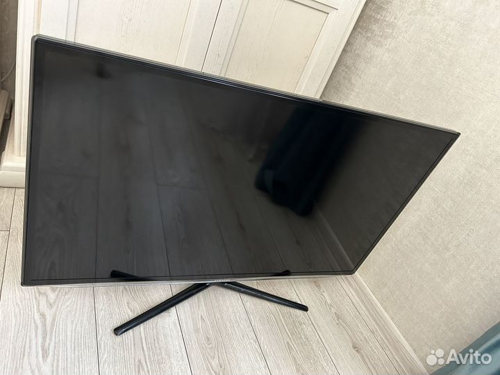 Телевизор samsung SMART tv 40