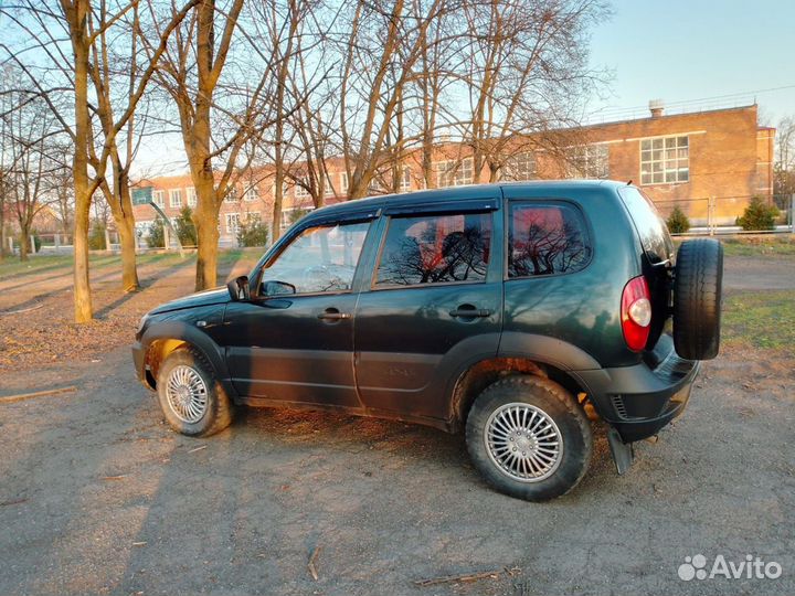 Chevrolet Niva 1.7 МТ, 2005, 369 000 км