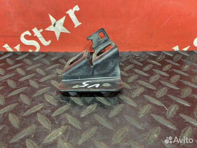 Кронштейн проводки Volvo FH