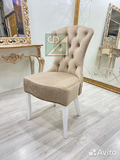 Стул деревянный