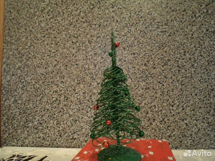 Ёлка мини из проволоки праздничная