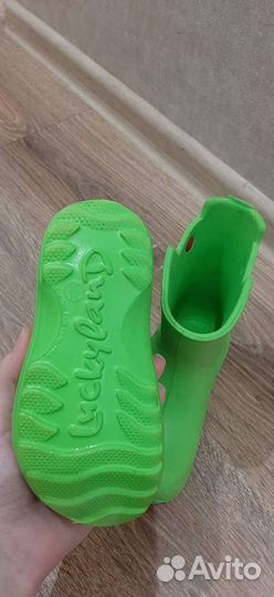 Обувь для мальчика, разная