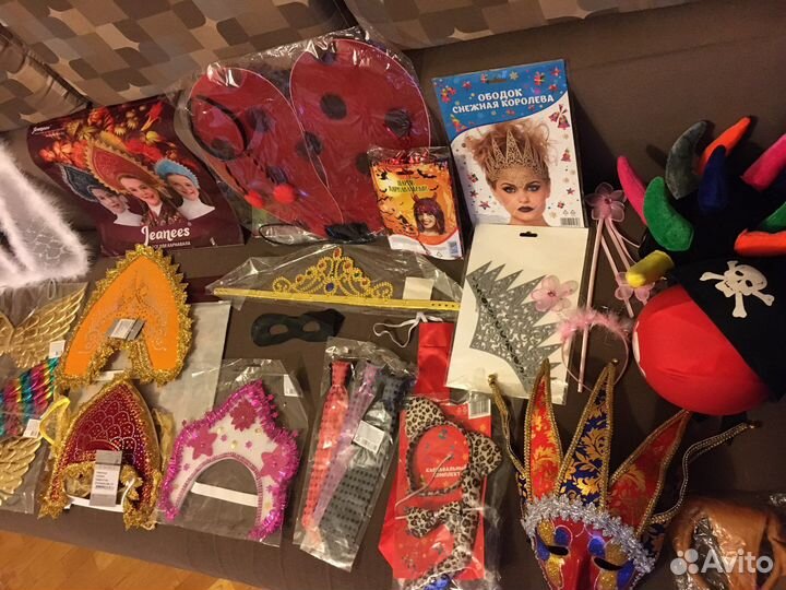 Аксессуары для праздника Кокошник крылья маски