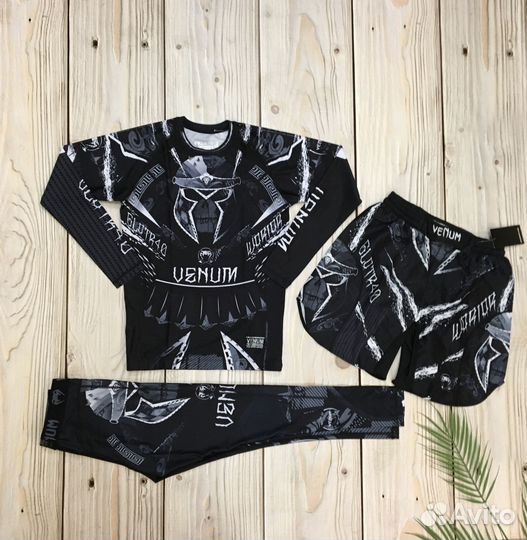 Комплект для единоборств Venum Gladiator