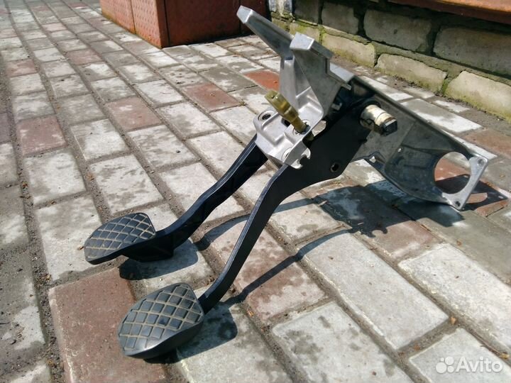 Блок педалей